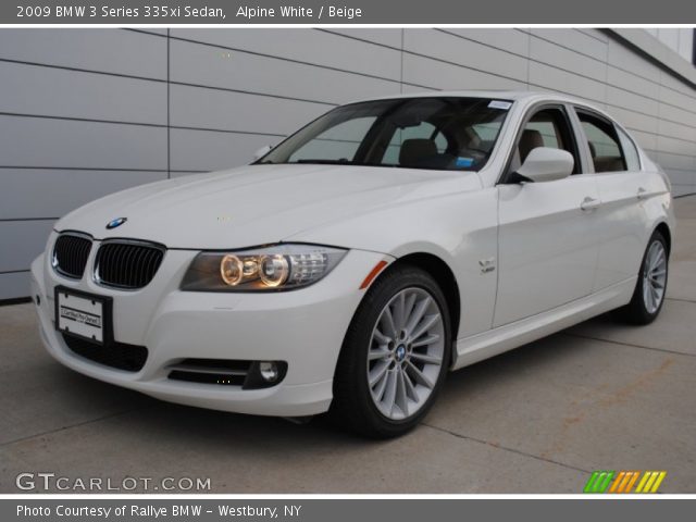 Bmw 335xi white