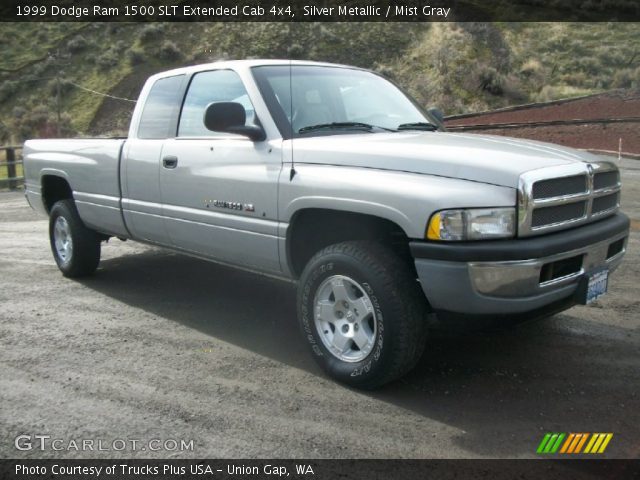 1999 Dodge Ram 1500 SLT Extended Cab 4x4 in Silver Metallic