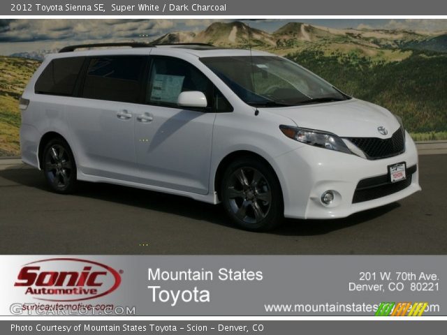 2012 Toyota Sienna SE in Super White