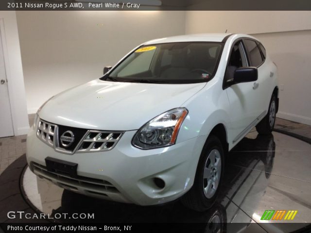 2011 Nissan Rogue S AWD in Pearl White