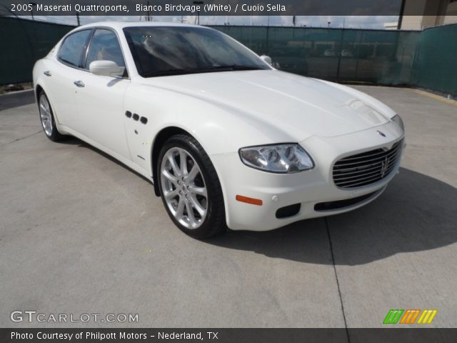 2005 Maserati Quattroporte  in Bianco Birdvage (White)