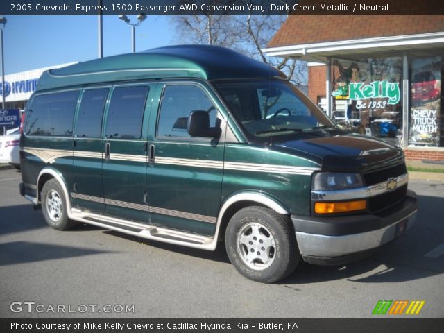 2005 Chevrolet Express 1500 Passenger AWD Conversion Van in Dark Green Metallic