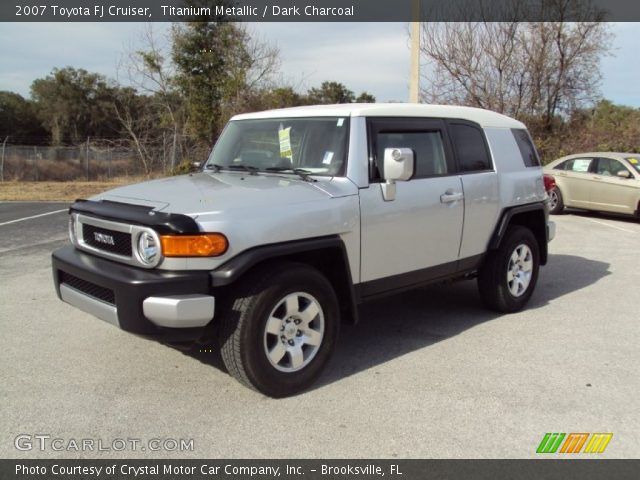 2007 Toyota FJ Cruiser  in Titanium Metallic