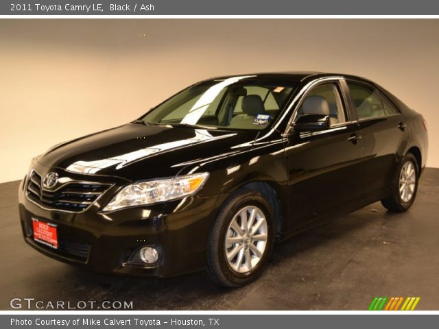 2011 Toyota Camry LE in Black