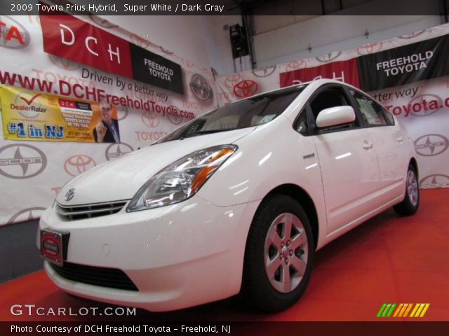 2009 Toyota Prius Hybrid in Super White