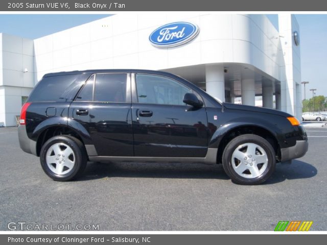 2005 Saturn VUE V6 in Black Onyx