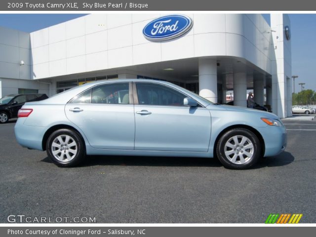 2009 Toyota Camry XLE in Sky Blue Pearl