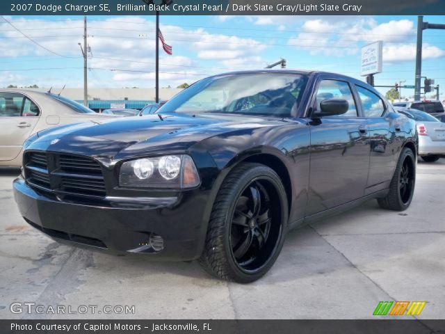 2007 Dodge Charger SE in Brilliant Black Crystal Pearl