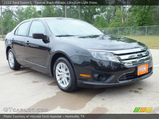 2012 Ford Fusion S in Tuxedo Black Metallic