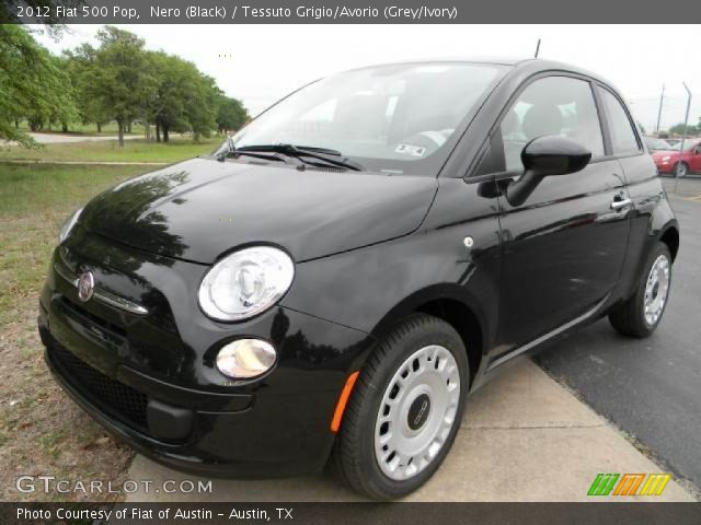 2012 Fiat 500 Pop in Nero (Black)