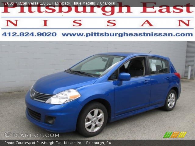 2009 Nissan Versa 1.8 SL Hatchback in Blue Metallic
