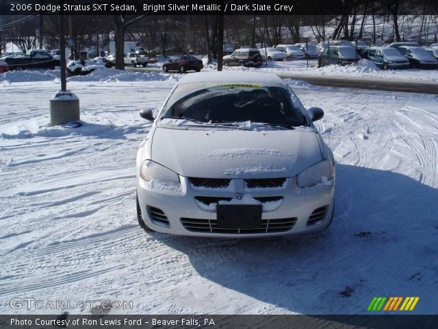 2006 Dodge Stratus SXT Sedan in Bright Silver Metallic