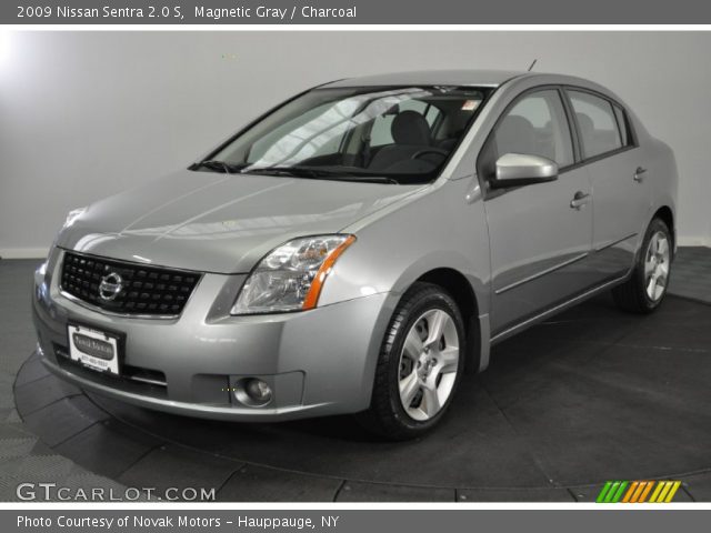 2009 Nissan Sentra 2.0 S in Magnetic Gray