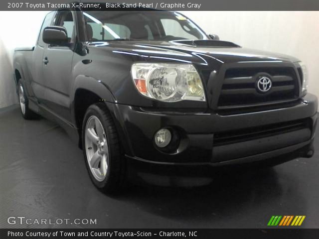 2007 Toyota Tacoma X-Runner in Black Sand Pearl
