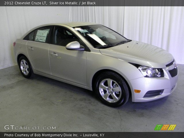 2012 Chevrolet Cruze LT in Silver Ice Metallic