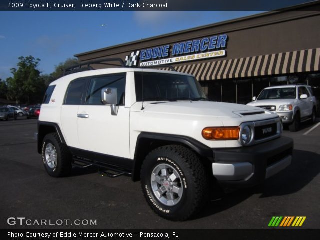 2009 Toyota FJ Cruiser  in Iceberg White