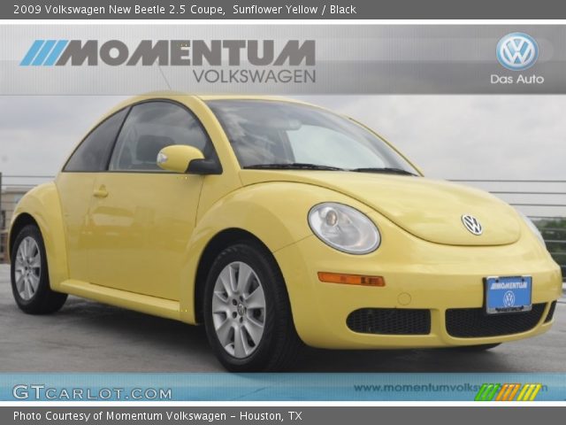 2009 Volkswagen New Beetle 2.5 Coupe in Sunflower Yellow