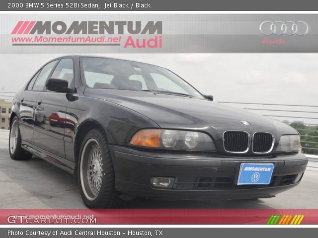 2000 BMW 5 Series 528i Sedan in Jet Black