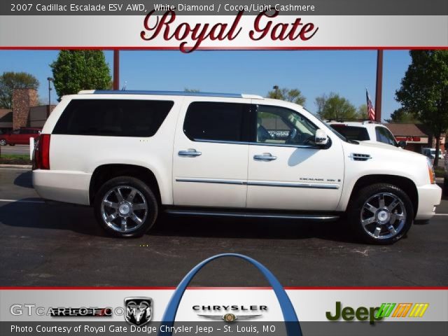 2007 Cadillac Escalade ESV AWD in White Diamond