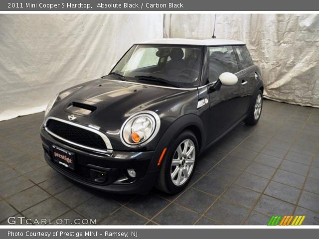 2011 Mini Cooper S Hardtop in Absolute Black