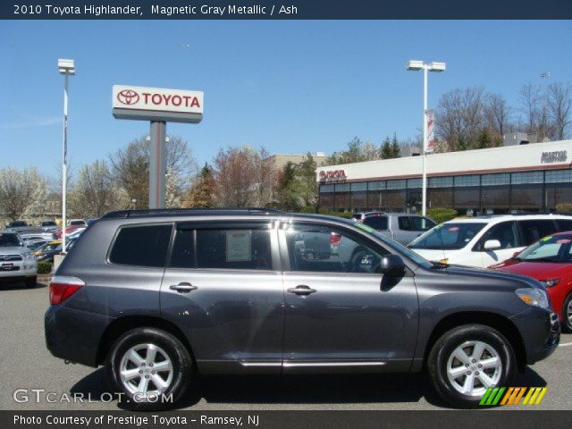 2010 Toyota Highlander  in Magnetic Gray Metallic