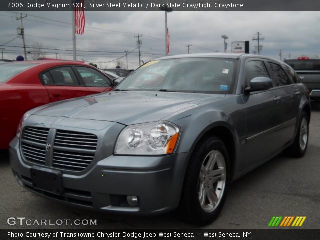 2006 Dodge Magnum SXT in Silver Steel Metallic