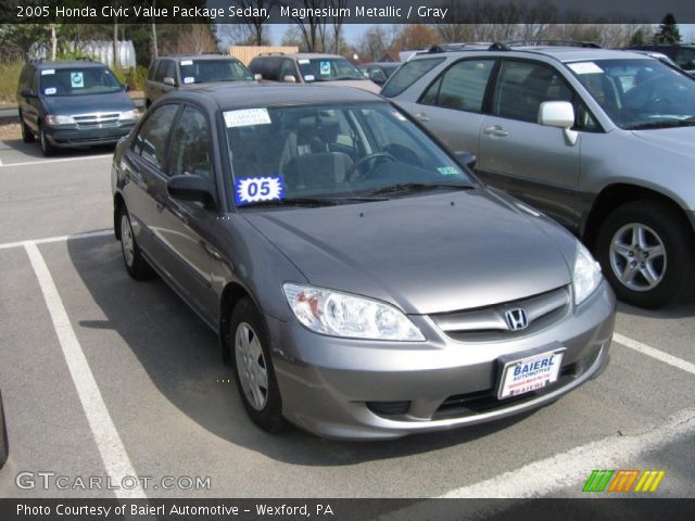 2005 Honda Civic Value Package Sedan in Magnesium Metallic