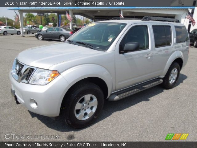 2010 Nissan Pathfinder SE 4x4 in Silver Lightning Metallic