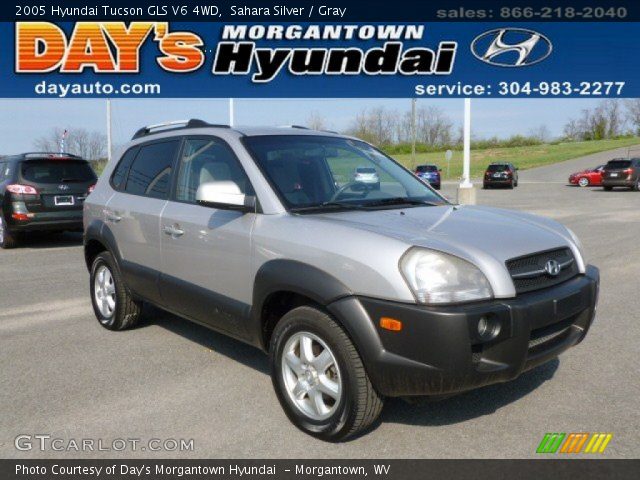 2005 Hyundai Tucson GLS V6 4WD in Sahara Silver