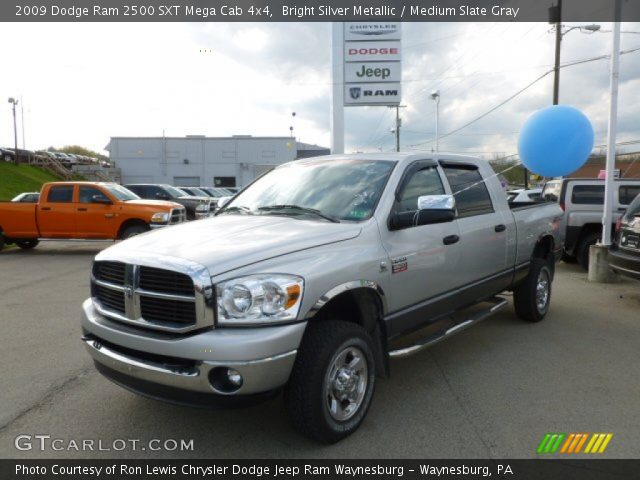2009 Dodge Ram 2500 SXT Mega Cab 4x4 in Bright Silver Metallic