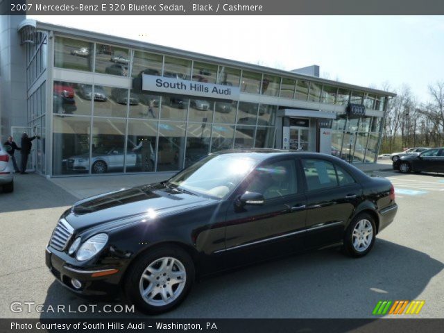 2007 Mercedes-Benz E 320 Bluetec Sedan in Black