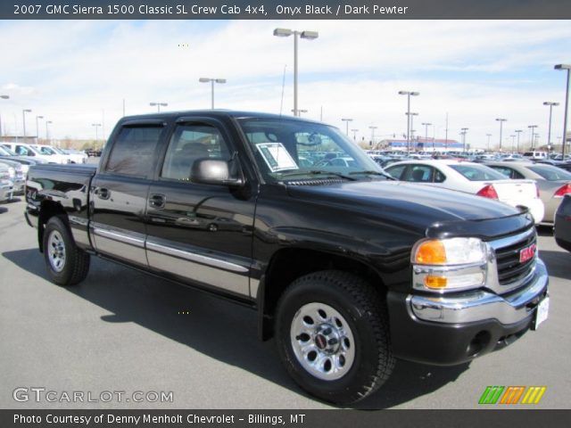 2007 GMC Sierra 1500 Classic SL Crew Cab 4x4 in Onyx Black