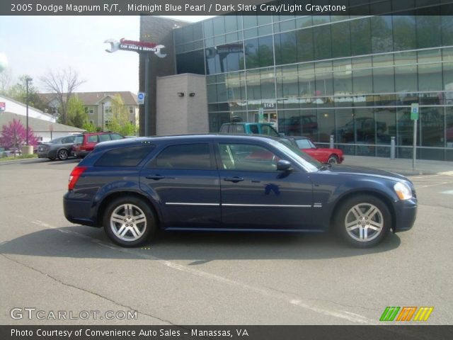 2005 Dodge Magnum R/T in Midnight Blue Pearl