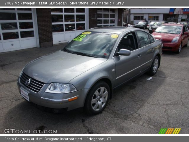 2002 Volkswagen Passat GLX Sedan in Silverstone Grey Metallic