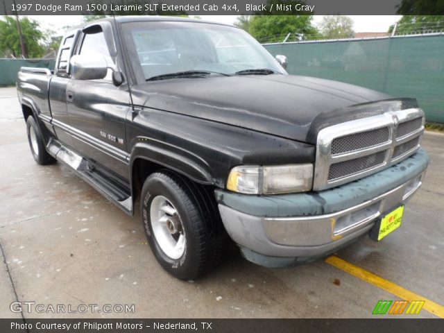 1997 Dodge Ram 1500 Laramie SLT Extended Cab 4x4 in Black