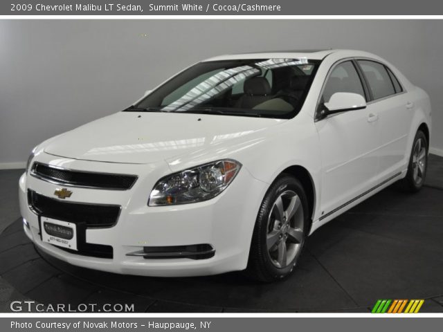 2009 Chevrolet Malibu LT Sedan in Summit White