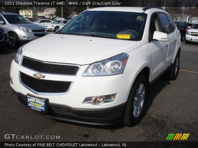 2011 Chevrolet Traverse LT AWD in White