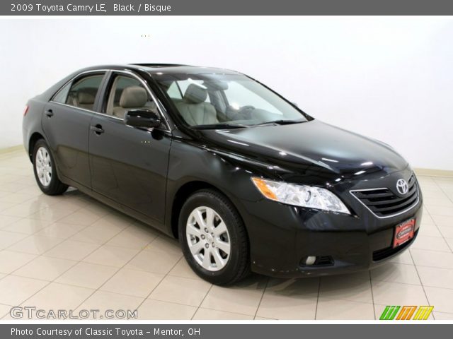 2009 Toyota Camry LE in Black