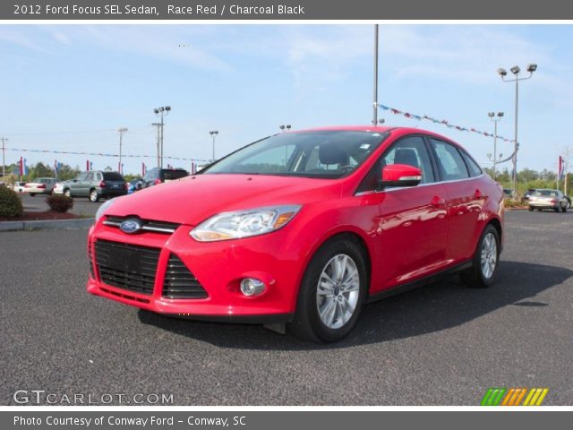 2012 Ford Focus SEL Sedan in Race Red