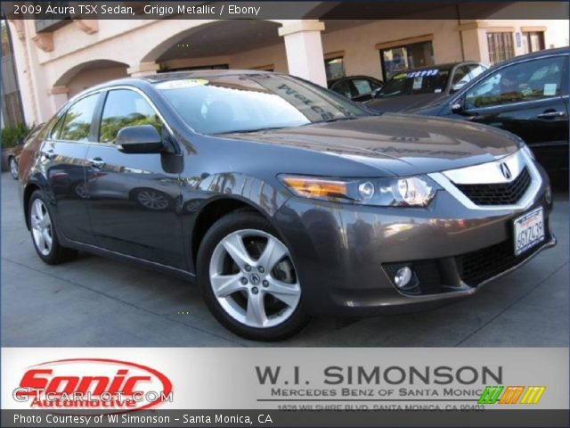 2009 Acura TSX Sedan in Grigio Metallic