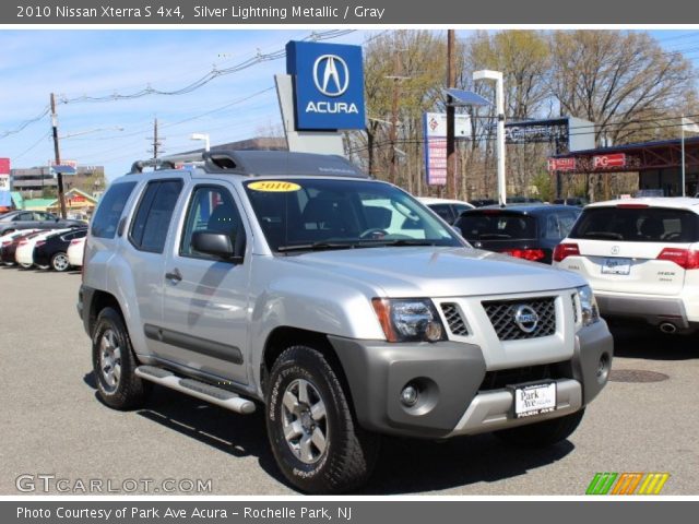 2010 Nissan Xterra S 4x4 in Silver Lightning Metallic