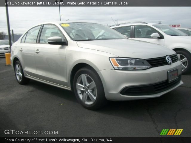 2011 Volkswagen Jetta TDI Sedan in White Gold Metallic