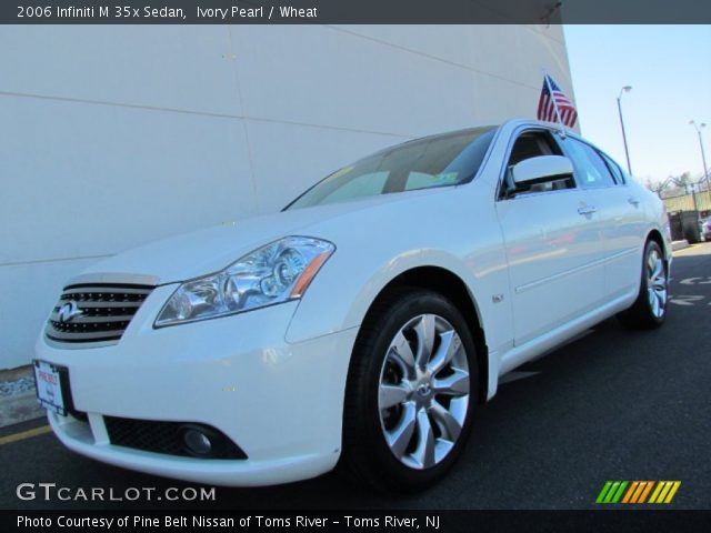 2006 Infiniti M 35x Sedan in Ivory Pearl