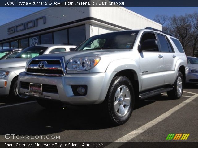 2006 Toyota 4Runner SR5 4x4 in Titanium Metallic