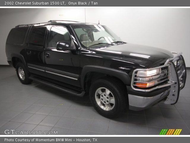 2002 Chevrolet Suburban 1500 LT in Onyx Black