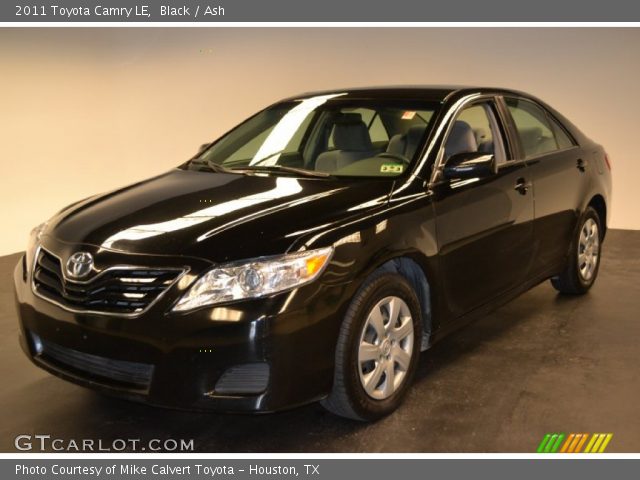 2011 Toyota Camry LE in Black