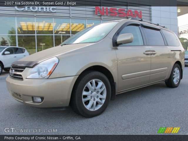 2007 Kia Sedona EX in Sunset Gold