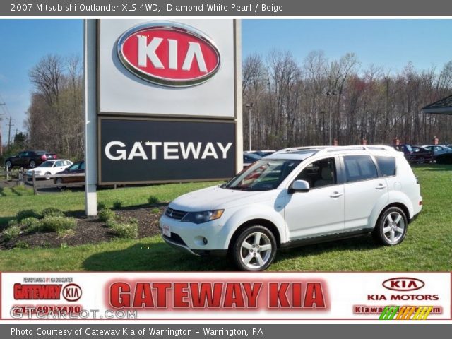 2007 Mitsubishi Outlander XLS 4WD in Diamond White Pearl