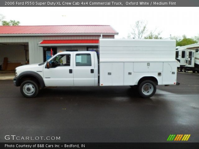 2006 Ford F550 Super Duty XL Crew Cab 4x4 Commercial Truck in Oxford White