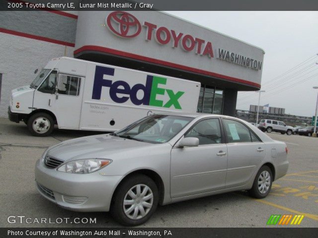 2005 Toyota Camry LE in Lunar Mist Metallic